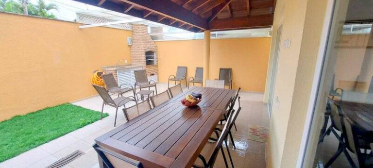 Imagem Casa com 4 Quartos à Venda, 230 m² em Peruíbe Imagem Casa com 4 Quartos à Venda, 230 m² em Peruíbe
