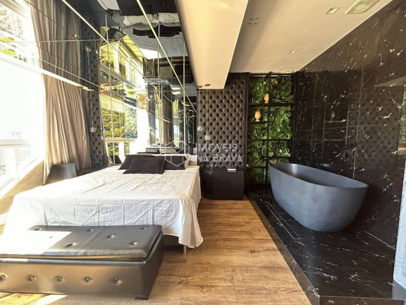 Imagem Cobertura com 3 Quartos à Venda, 220 m² em Cabeçudas - Itajaí Imagem Cobertura com 3 Quartos à Venda, 220 m² em Cabeçudas - Itajaí
