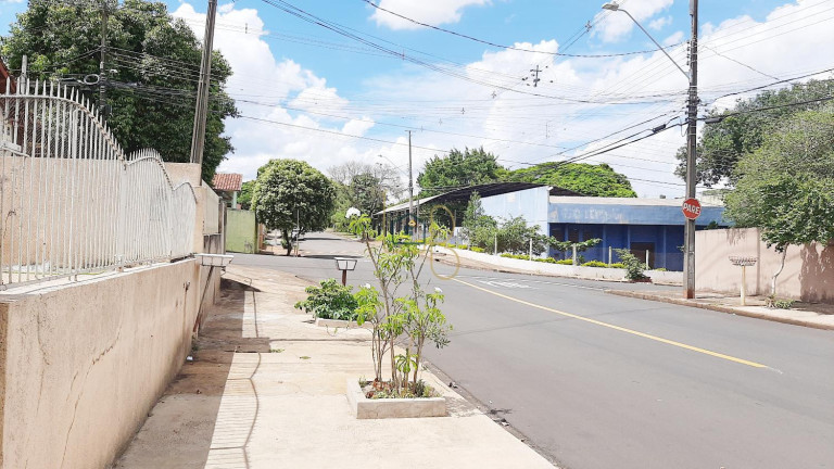 Imagem Casa com 2 Quartos à Venda, 147 m² em João Paz - Londrina Imagem Casa com 2 Quartos à Venda, 147 m² em João Paz - Londrina