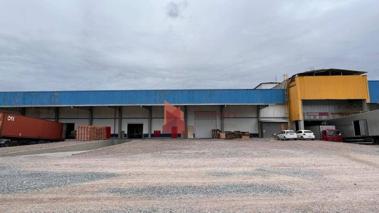 Imagem Galpão para Alugar, 2.750 m² em Limoeiro - Itajaí Imagem Galpão para Alugar, 2.750 m² em Limoeiro - Itajaí
