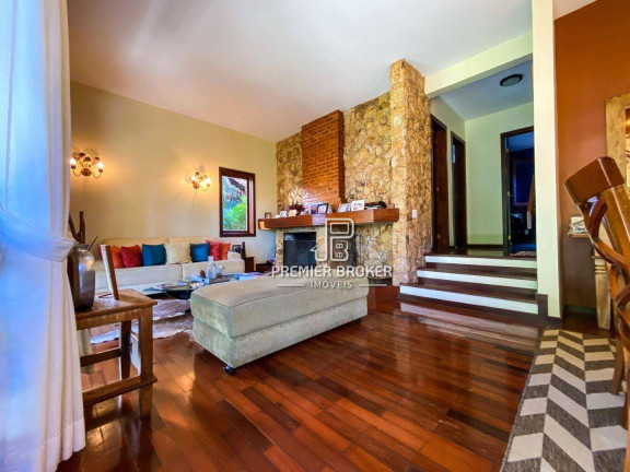 Imagem Casa com 4 Quartos à Venda, 146 m² em Granja Guarani - Teresópolis Imagem Casa com 4 Quartos à Venda, 146 m² em Granja Guarani - Teresópolis