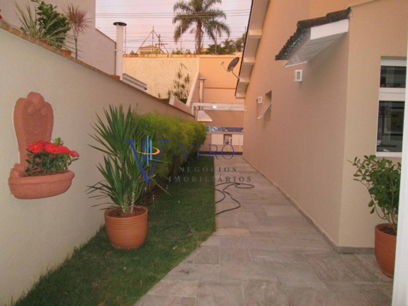 Imagem Casa com 3 Quartos à Venda, 606 m² em Alphaville Residencial Dois - Barueri Imagem Casa com 3 Quartos à Venda, 606 m² em Alphaville Residencial Dois - Barueri