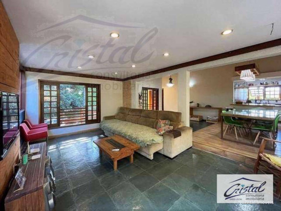 Imagem Casa com 4 Quartos à Venda, 220 m² em Granja Viana - Carapicuíba Imagem Casa com 4 Quartos à Venda, 220 m² em Granja Viana - Carapicuíba