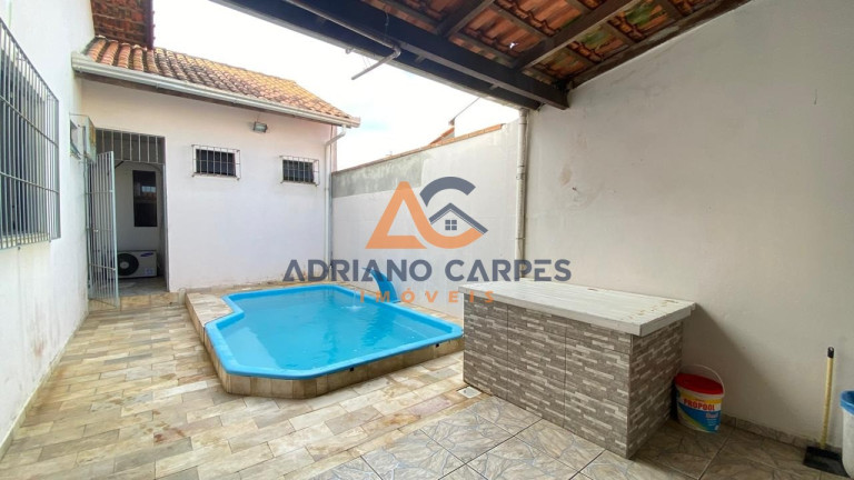 Imagem Casa com 3 Quartos à Venda, 175 m² em Centro - Navegantes Imagem Casa com 3 Quartos à Venda, 175 m² em Centro - Navegantes