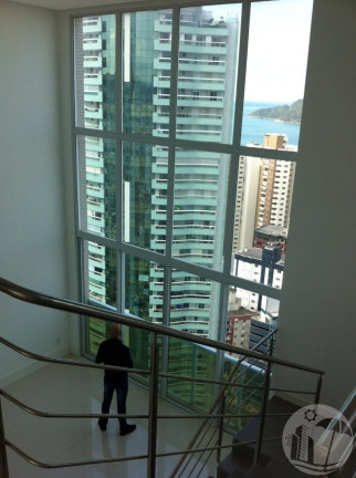 Imagem Cobertura com 3 Quartos à Venda, 330 m² em Centro - Balneário Camboriú Imagem Cobertura com 3 Quartos à Venda, 330 m² em Centro - Balneário Camboriú