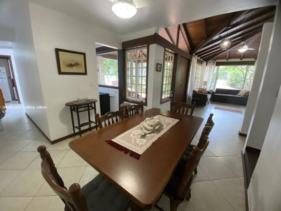 Imagem Casa com 3 Quartos à Venda, 129 m² em Ferradura - Armação Dos Búzios Imagem Casa com 3 Quartos à Venda, 129 m² em Ferradura - Armação Dos Búzios