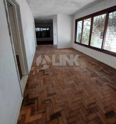 Imagem Casa com 2 Quartos à Venda, 142 m² em Três Figueiras - Porto Alegre Imagem Casa com 2 Quartos à Venda, 142 m² em Três Figueiras - Porto Alegre