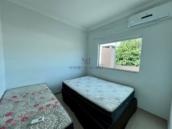 Imagem Sobrado com 3 Quartos à Venda, 93 m² em Perequê - Porto Belo