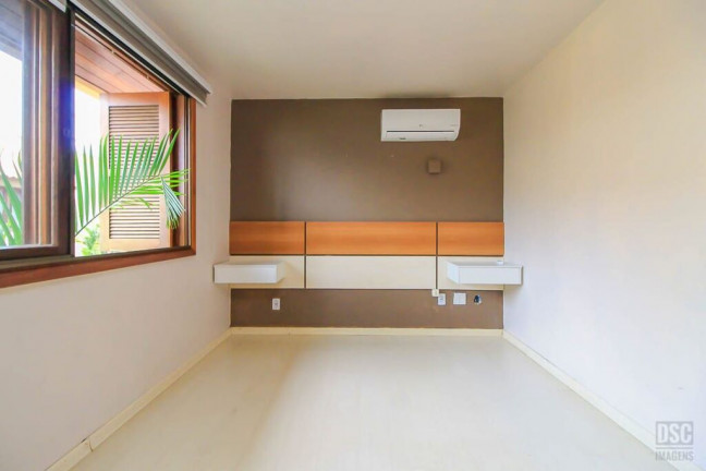Imagem Casa de Condomínio com 3 Quartos à Venda, 138 m² em Ipanema - Porto Alegre Imagem Casa de Condomínio com 3 Quartos à Venda, 138 m² em Ipanema - Porto Alegre