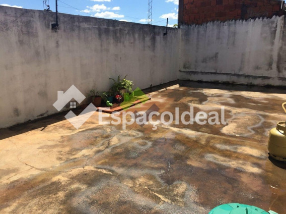 Imagem Casa com 3 Quartos à Venda, 122 m² em Conjunto Habitacional Maestro Júlio Ferrari - Lençóis Paulista Imagem Casa com 3 Quartos à Venda, 122 m² em Conjunto Habitacional Maestro Júlio Ferrari - Lençóis Paulista