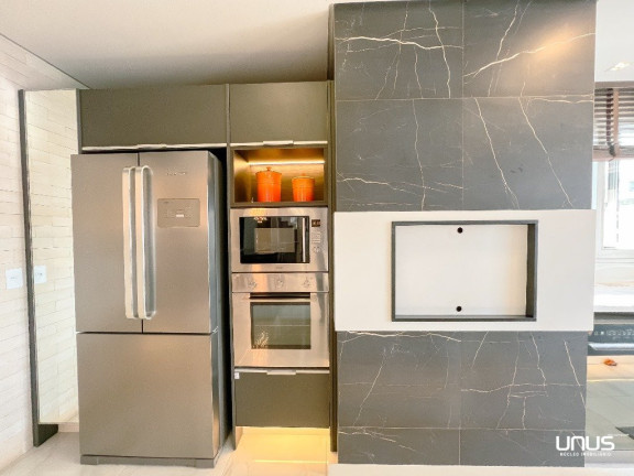Imagem Casa de Condomínio com 4 Quartos à Venda, 426 m² em Estreito - Florianópolis