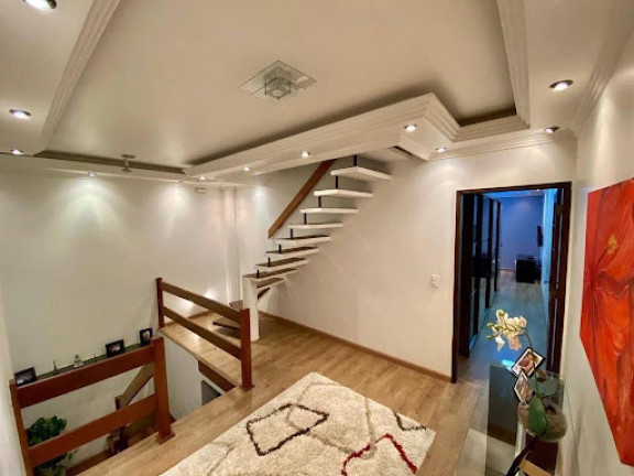 Imagem Sobrado com 3 Quartos à Venda, 456 m² em Parque Flamengo - Guarulhos Imagem Sobrado com 3 Quartos à Venda, 456 m² em Parque Flamengo - Guarulhos