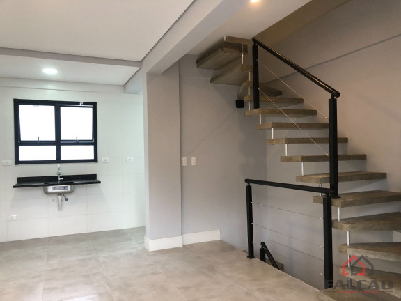 Sobrado com 2 Quartos à Venda, 129 m² em Marapé - Santos