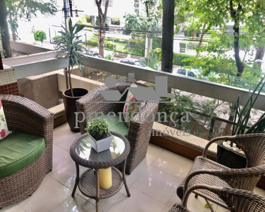 Imagem Apartamento com 3 Quartos à Venda, 212 m² em Higienópolis - São Paulo Imagem Apartamento com 3 Quartos à Venda, 212 m² em Higienópolis - São Paulo