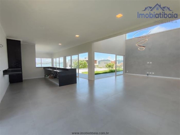Imagem Casa de Condomínio com 4 Quartos à Venda, 1.041 m² em Centro - Piracaia