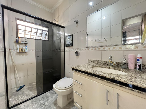 Imagem Casa com 4 Quartos à Venda, 300 m² em Cabral - Contagem