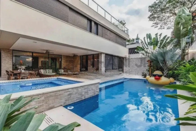 Imagem Casa com 6 Quartos à Venda, 1.300 m² em Jardim Europa - São Paulo Imagem Casa com 6 Quartos à Venda, 1.300 m² em Jardim Europa - São Paulo