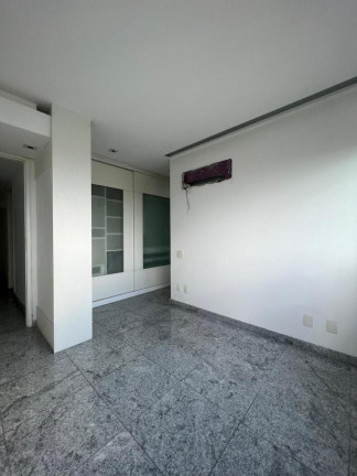 Imagem Imóvel com 4 Quartos à Venda, 220 m² em Jaqueira - Recife Imagem Imóvel com 4 Quartos à Venda, 220 m² em Jaqueira - Recife