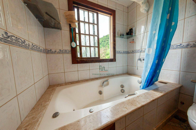 Imagem Casa com 4 Quartos à Venda, 220 m² em Itaipu - Niterói Imagem Casa com 4 Quartos à Venda, 220 m² em Itaipu - Niterói