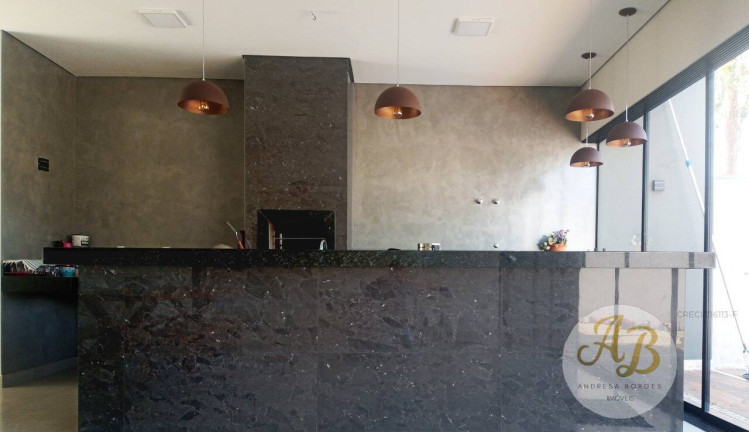 Imagem Casa de Condomínio com 4 Quartos à Venda, 392 m² em Centro - Rifaina