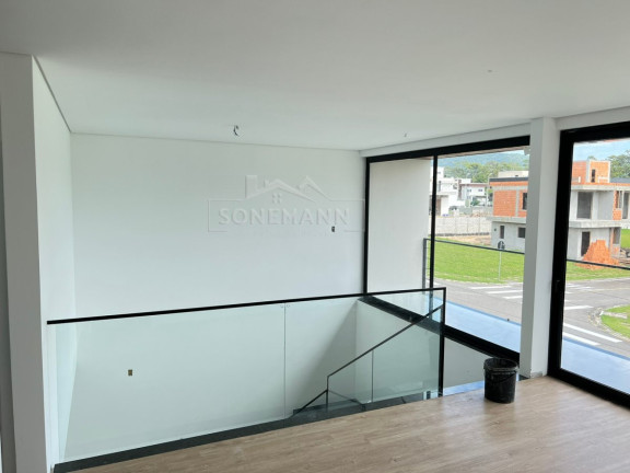 Imagem Casa com 3 Quartos à Venda, 236 m² em São João Do Rio Vermelho - Florianópolis