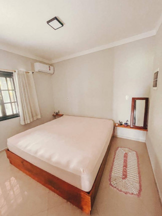 Imagem Casa com 3 Quartos à Venda, 200 m² em Vila Da Glória - São Francisco Do Sul Imagem Casa com 3 Quartos à Venda, 200 m² em Vila Da Glória - São Francisco Do Sul