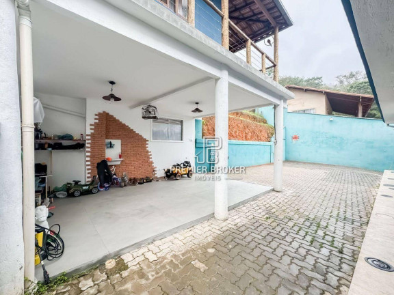 Imagem Casa com 3 Quartos à Venda, 200 m² em Albuquerque - Teresópolis Imagem Casa com 3 Quartos à Venda, 200 m² em Albuquerque - Teresópolis