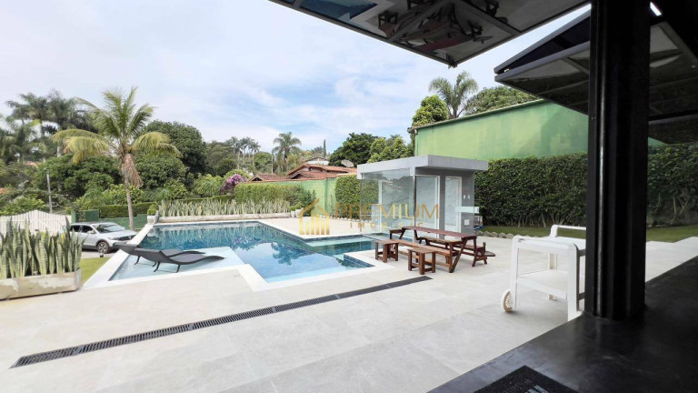 Imagem Casa com 7 Quartos à Venda, 400 m² em Pouso Alegre - Santa Isabel