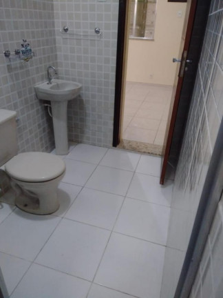Imagem Imóvel com 1 Quarto à Venda, 25 m² em Campo Grande - Rio De Janeiro Imagem Imóvel com 1 Quarto à Venda, 25 m² em Campo Grande - Rio De Janeiro