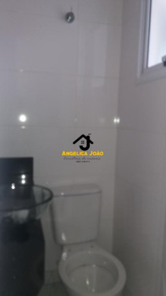 Imagem Casa de Condomínio com 3 Quartos à Venda, 210 m² em Vila Sao Jorge - São Vicente