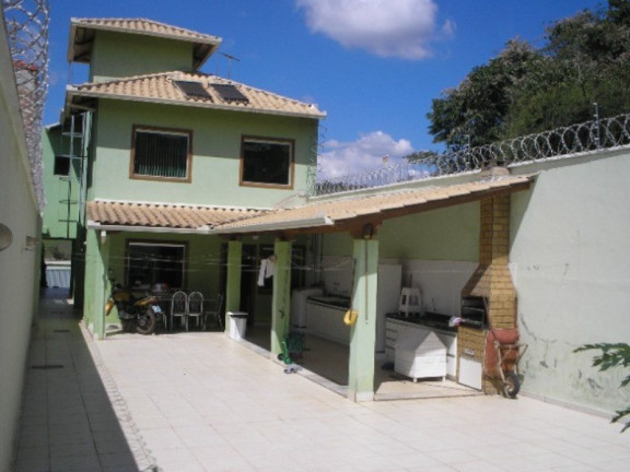 Imagem Casa com 4 Quartos à Venda, 330 m² em Colonial - Contagem Imagem Casa com 4 Quartos à Venda, 330 m² em Colonial - Contagem