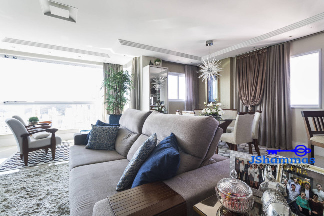Imagem Apartamento com 3 Quartos à Venda, 136 m² em Centro - Balneário Camboriú