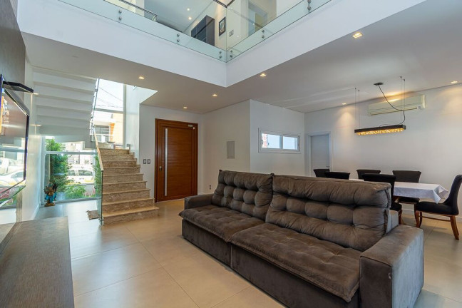 Imagem Casa com 3 Quartos à Venda, 200 m² em Estância Velha - Canoas Imagem Casa com 3 Quartos à Venda, 200 m² em Estância Velha - Canoas