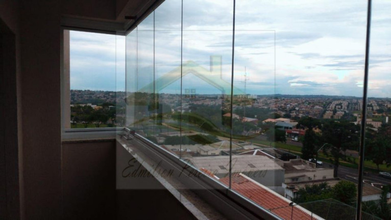Imagem Apartamento com 3 Quartos à Venda, 67 m² em Jardim Shangri-la A - Londrina