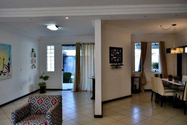 Imagem Casa com 4 Quartos à Venda, 245 m² em Jardim Placaford - Salvador