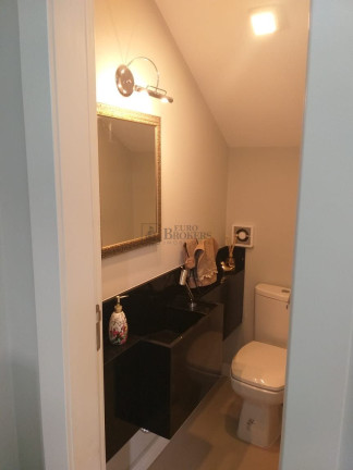 Imagem Sobrado com 3 Quartos à Venda, 215 m² em Centro - Balneário Camboriú
