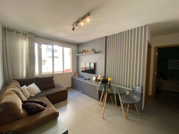 Imagem Imóvel com 2 Quartos à Venda, em Higienópolis - Porto Alegre Imagem Imóvel com 2 Quartos à Venda, em Higienópolis - Porto Alegre