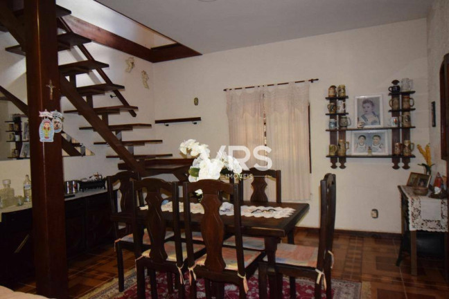 Imagem Casa com 2 Quartos à Venda, 200 m² em Carlos Guinle - Teresópolis Imagem Casa com 2 Quartos à Venda, 200 m² em Carlos Guinle - Teresópolis