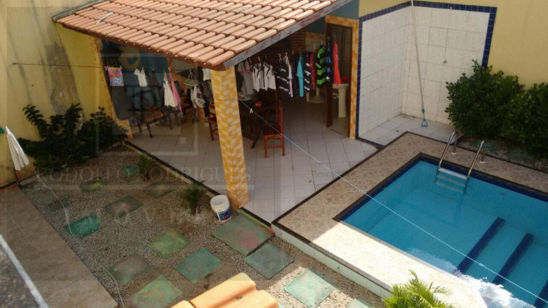 Imagem Casa com 4 Quartos à Venda, 250 m² em Edson Queiroz - Fortaleza Imagem Casa com 4 Quartos à Venda, 250 m² em Edson Queiroz - Fortaleza