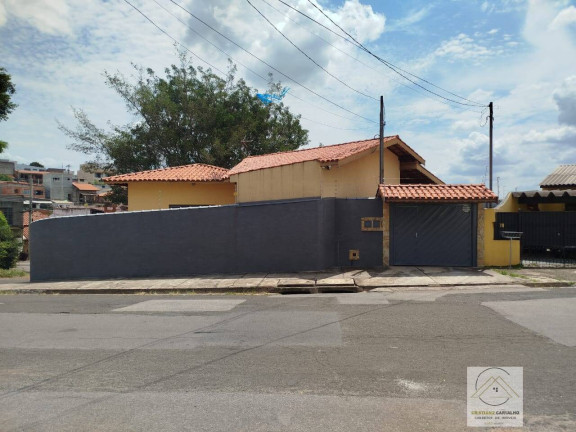 Imagem Casa com 2 Quartos à Venda, 235 m² em Jardim Alvinópolis - Atibaia Imagem Casa com 2 Quartos à Venda, 235 m² em Jardim Alvinópolis - Atibaia