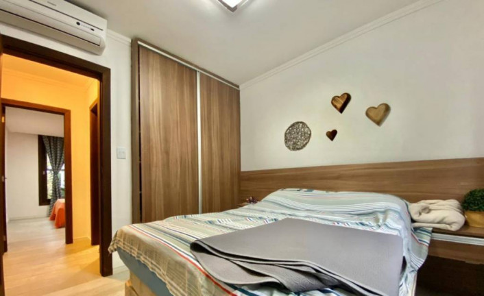 Imagem Casa com 4 Quartos à Venda, 200 m² em Centro - Xangri-lá Imagem Casa com 4 Quartos à Venda, 200 m² em Centro - Xangri-lá