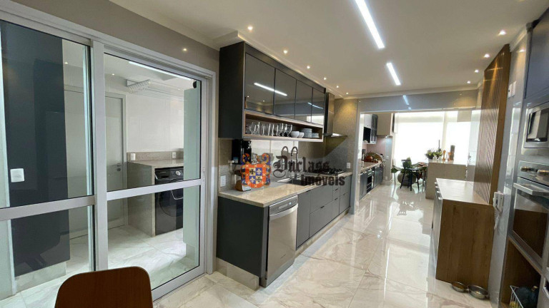 Imagem Apartamento com 3 Quartos à Venda, 189 m² em Taquaral - Campinas Imagem Apartamento com 3 Quartos à Venda, 189 m² em Taquaral - Campinas