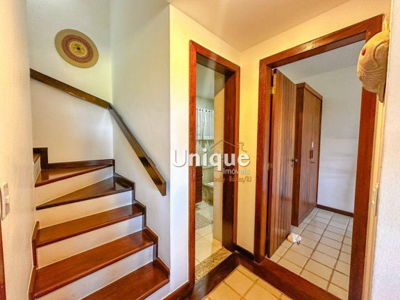 Imagem Casa com 4 Quartos à Venda, 160 m² em Forno - Armação Dos Búzios Imagem Casa com 4 Quartos à Venda, 160 m² em Forno - Armação Dos Búzios