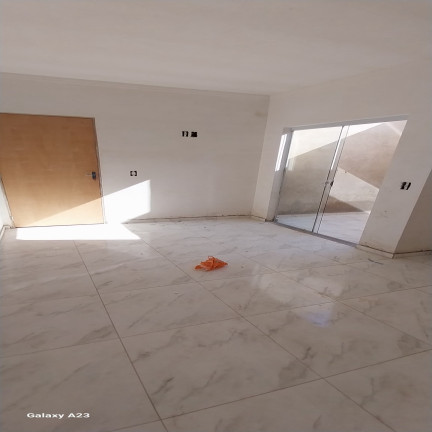 Imagem Casa com 2 Quartos à Venda, em Parque Real - Pouso Alegre Imagem Casa com 2 Quartos à Venda, em Parque Real - Pouso Alegre