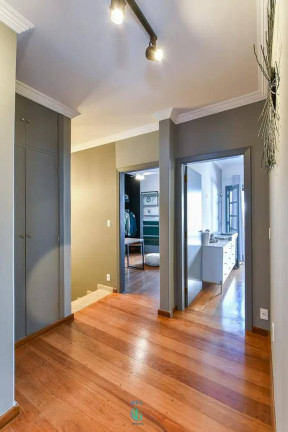 Imagem Casa com 4 Quartos à Venda, 240 m² Imagem Casa com 4 Quartos à Venda, 240 m²