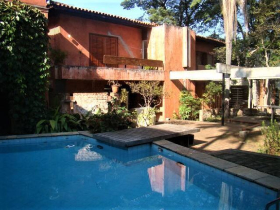 Imagem Casa com 5 Quartos à Venda, 300 m² em Pacaembu - São Paulo Imagem Casa com 5 Quartos à Venda, 300 m² em Pacaembu - São Paulo