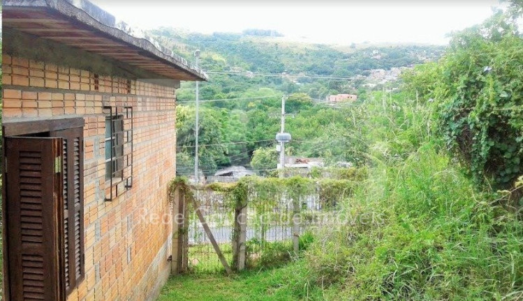 Imagem Casa com 3 Quartos à Venda, 130 m² em Jardim Carvalho - Porto Alegre Imagem Casa com 3 Quartos à Venda, 130 m² em Jardim Carvalho - Porto Alegre