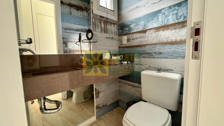 Imagem Cobertura com 3 Quartos à Venda, 270 m² em Bombas - Bombinhas Imagem Cobertura com 3 Quartos à Venda, 270 m² em Bombas - Bombinhas