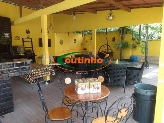 Imagem Casa com 5 Quartos à Venda, 1.270 m² em Grajaú - Rio De Janeiro Imagem Casa com 5 Quartos à Venda, 1.270 m² em Grajaú - Rio De Janeiro