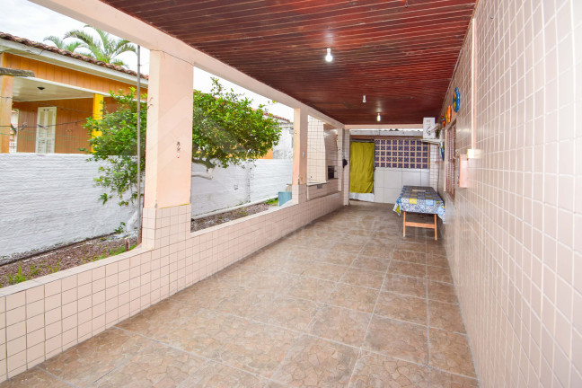 Imagem Casa com 3 Quartos à Venda, 143 m² em Zona Nova - Balneário Rincão Imagem Casa com 3 Quartos à Venda, 143 m² em Zona Nova - Balneário Rincão